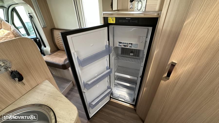 Burstner Ixeo IT 734 30 Anos - 8