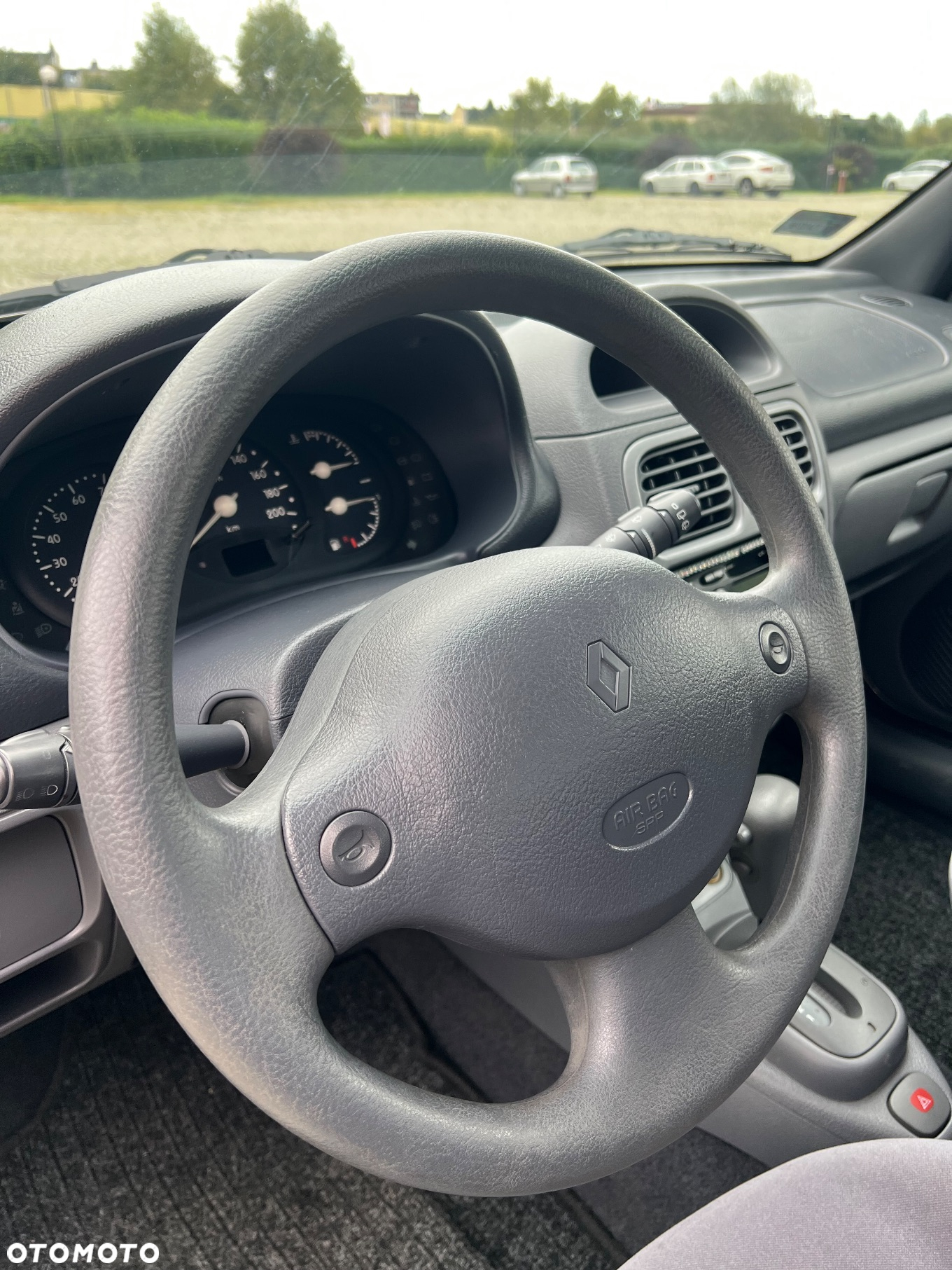 Renault Clio - 8