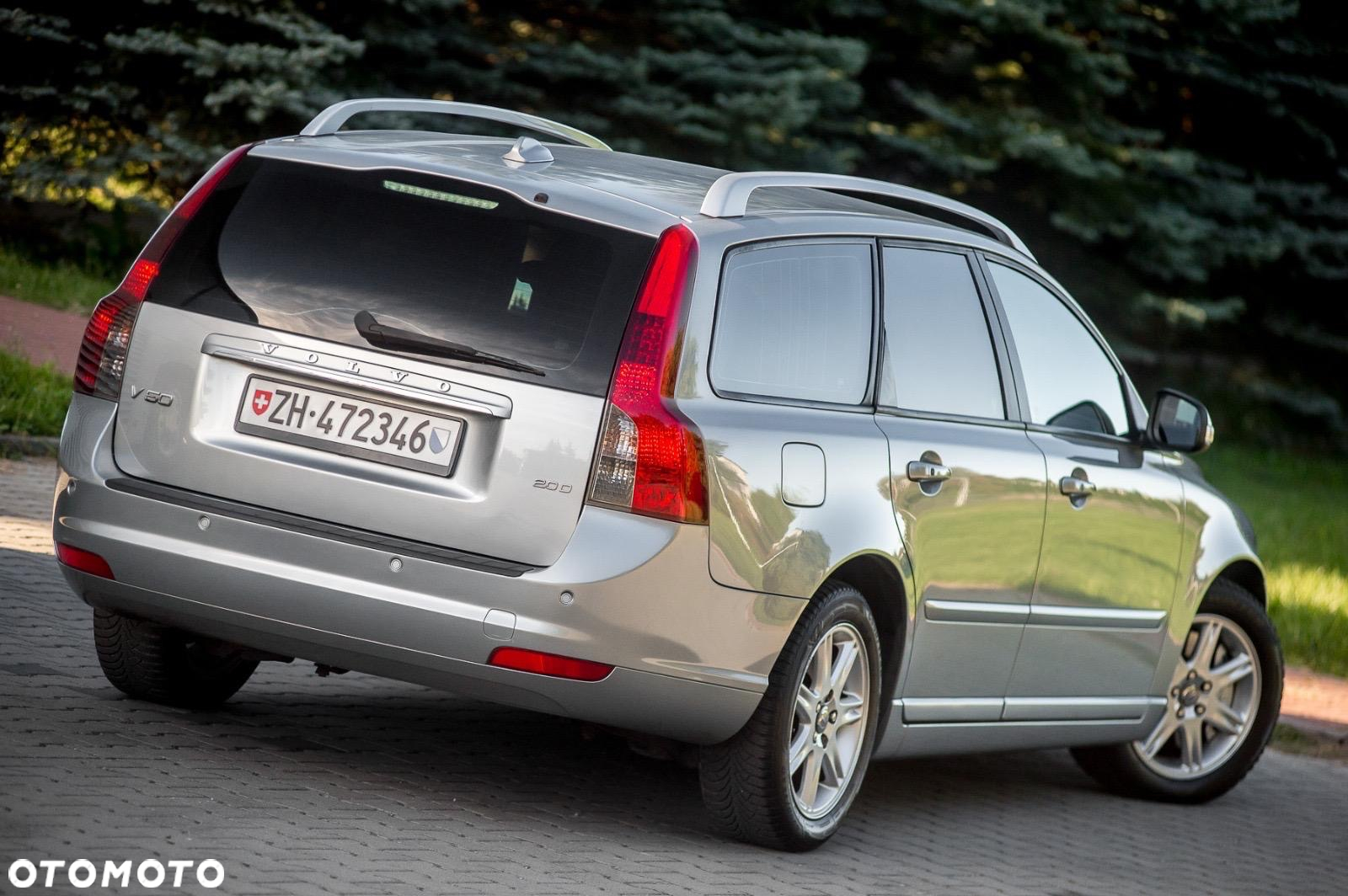 Volvo V50 2.0D DPF Powershift Kinetic - 11