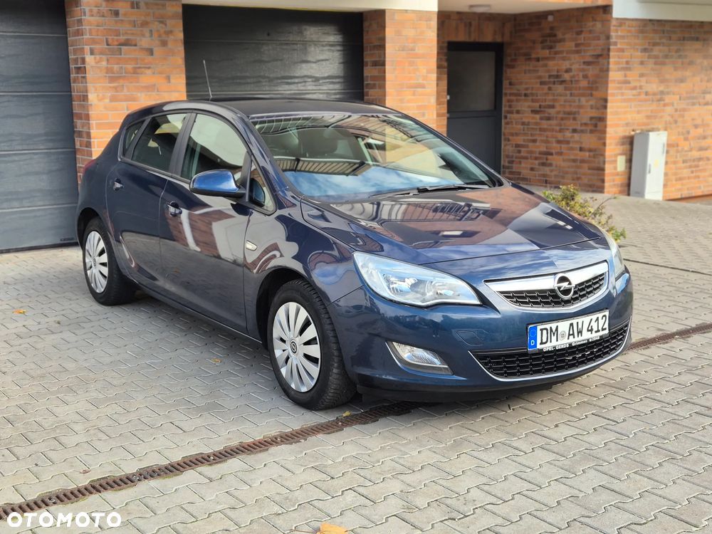 Opel Astra 1.6 Design Edition - 5
