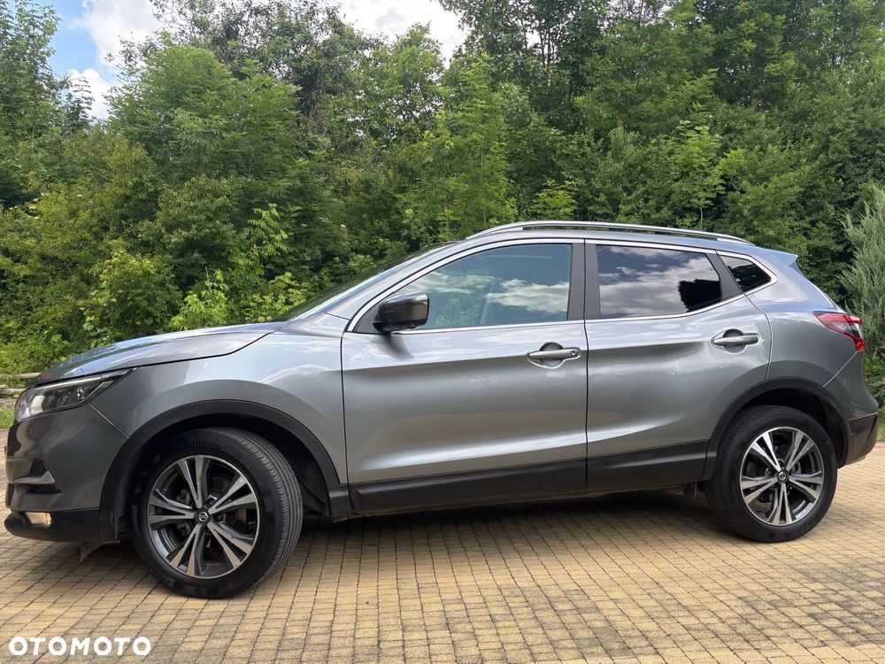 Nissan Qashqai 1.2 DIG-T N-Connecta EU6 - 27