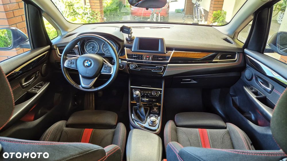 BMW Seria 2 218d Advantage - 9