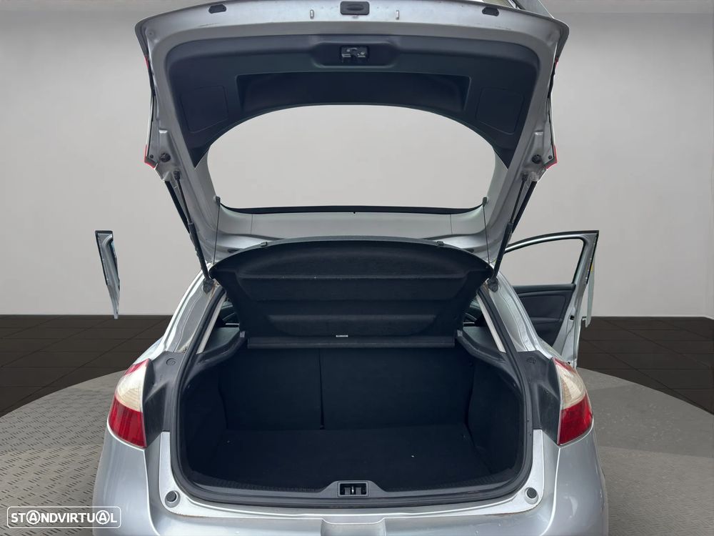 Renault Mégane 1.5 dCi Dynamique - 19