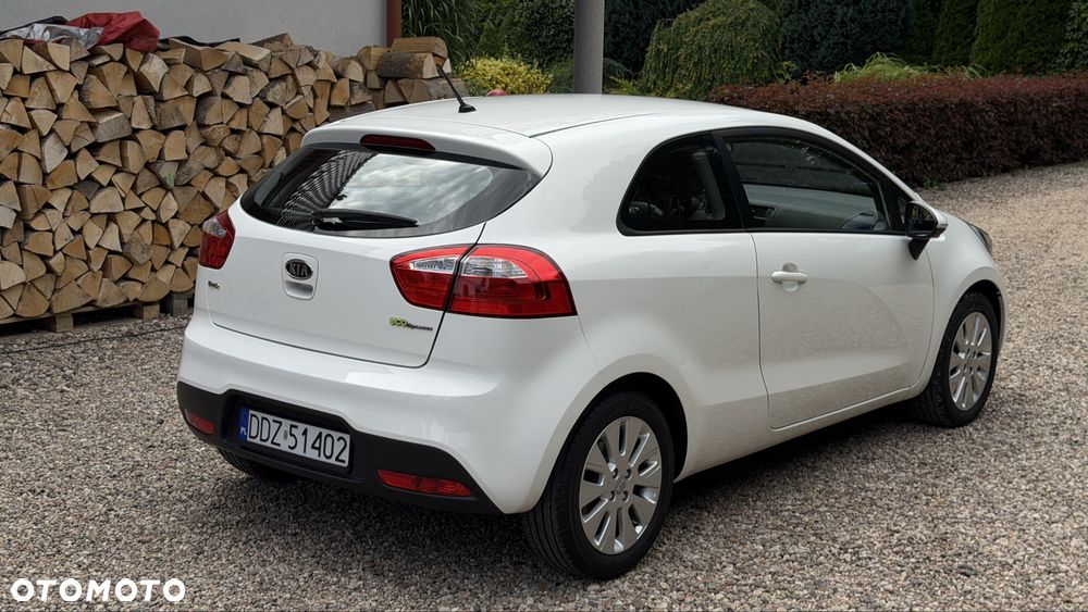 Kia Rio - 6