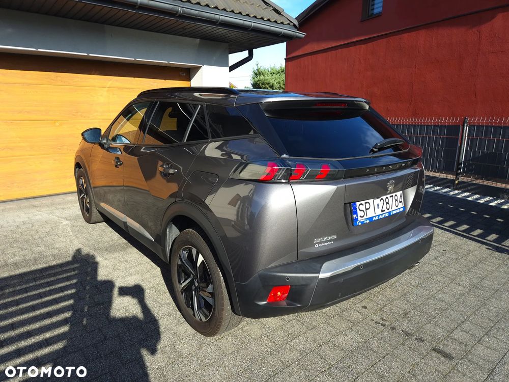 Peugeot 2008 BlueHDi 130 Allure S&S EAT8 - 5