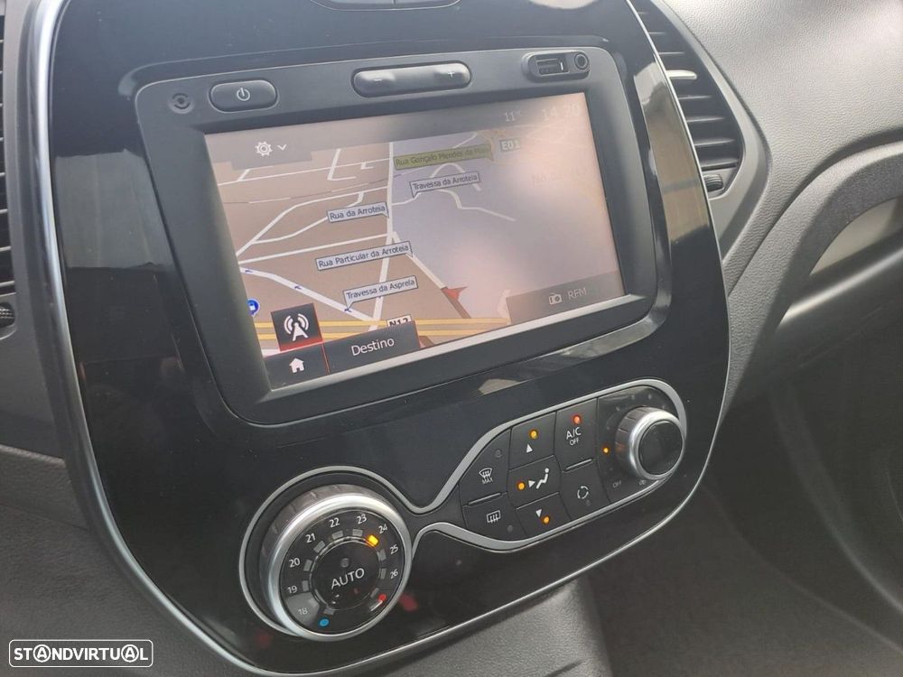 Renault Captur 1.2 TCe Initiale Paris EDC - 17