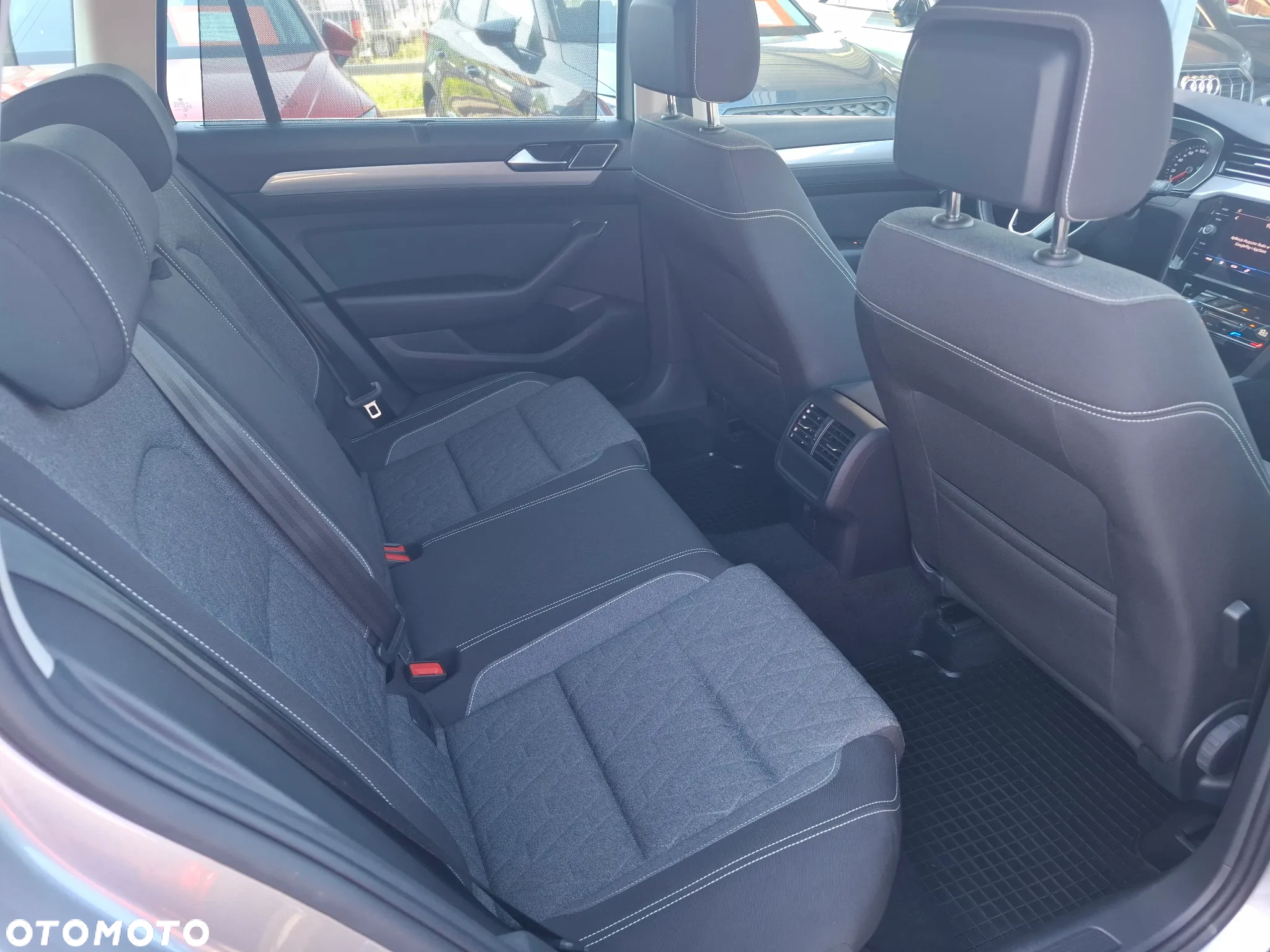 Volkswagen Passat 1.5 TSI EVO Business DSG - 8