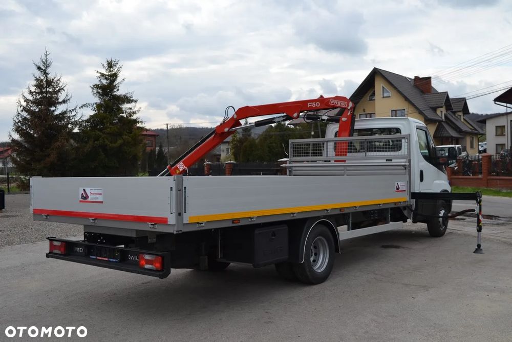 Iveco DAILY 72-180 Nowy żuraw HDS Fassi F40 F50 HC 43A2 Skrzynia ładunkowa 5,5 m Duża ładowność 72C18 70C18 - 9