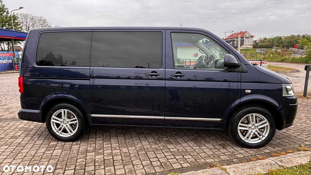 Volkswagen Multivan - 1