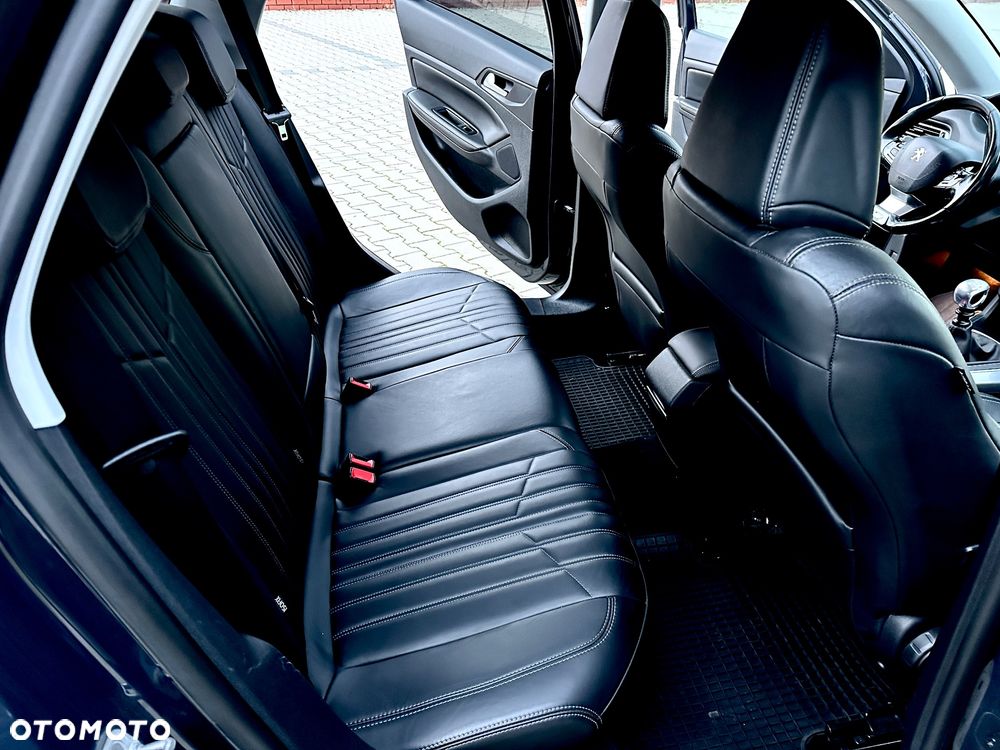 Peugeot 308 SW BlueHDi 150 Stop & Start GT-Line Edition - 29