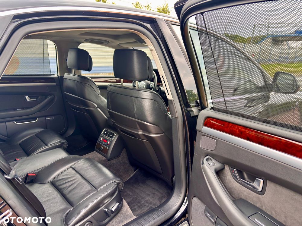 Audi A8 4.2 FSI Quattro - 14