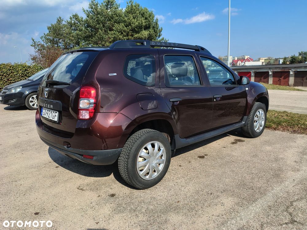 Dacia Duster 1.6 SCe Laureate S&S - 3