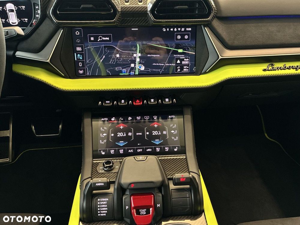 Lamborghini Urus - 13