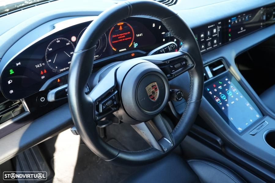 Porsche Taycan Sport Turismo Black Edition - 16