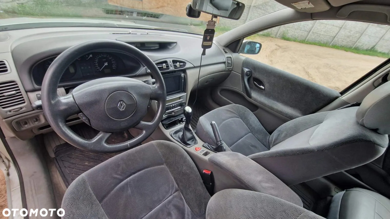 Renault Laguna - 5