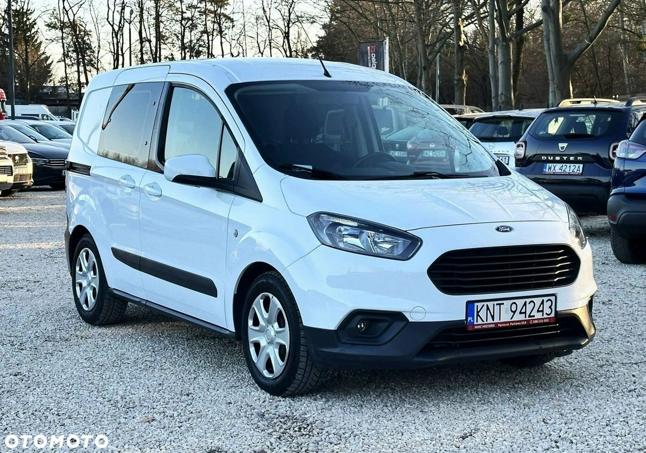 Ford Transit Courier - 1