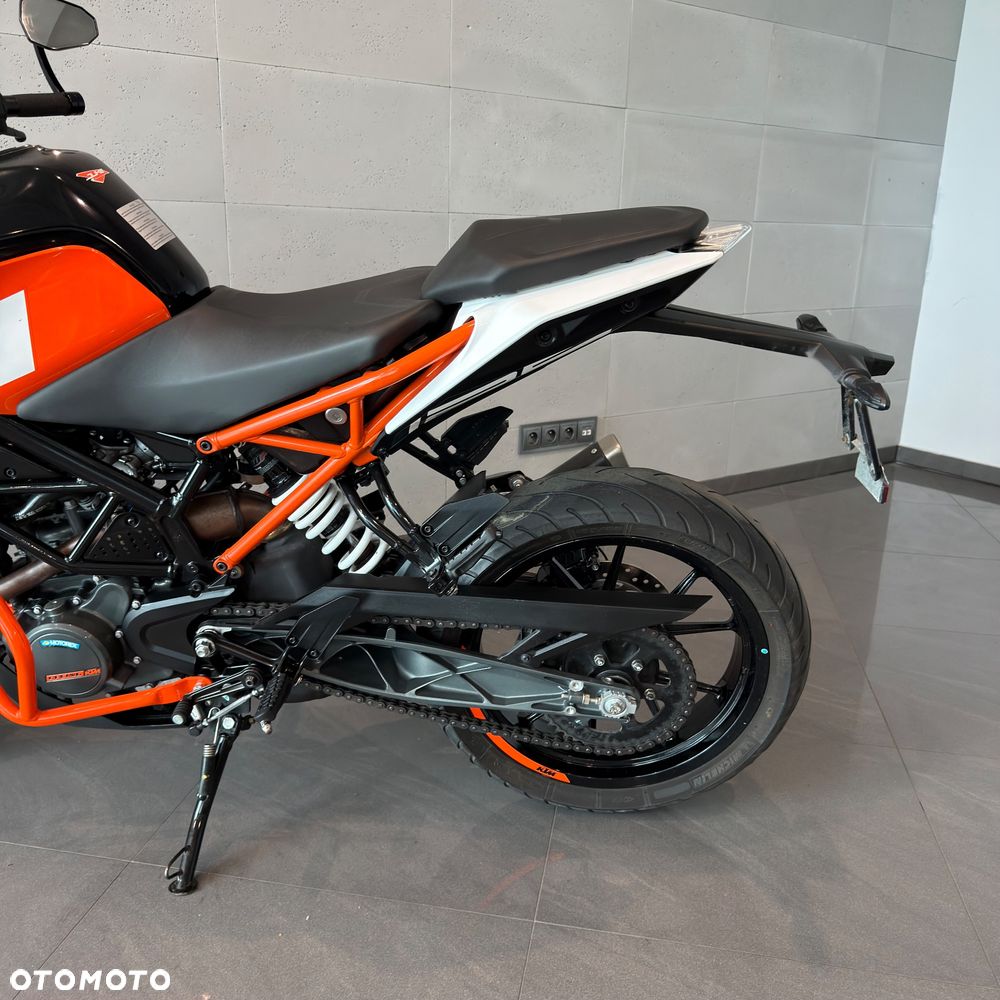 KTM Duke 125 - 11
