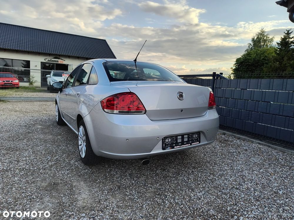 Fiat Linea 1.4 T-Jet 16V Emotion - 5