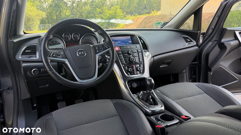 Opel Astra 1.4 Turbo - 28