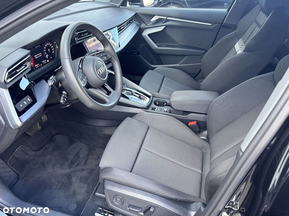 Audi A3 Sportback - 11