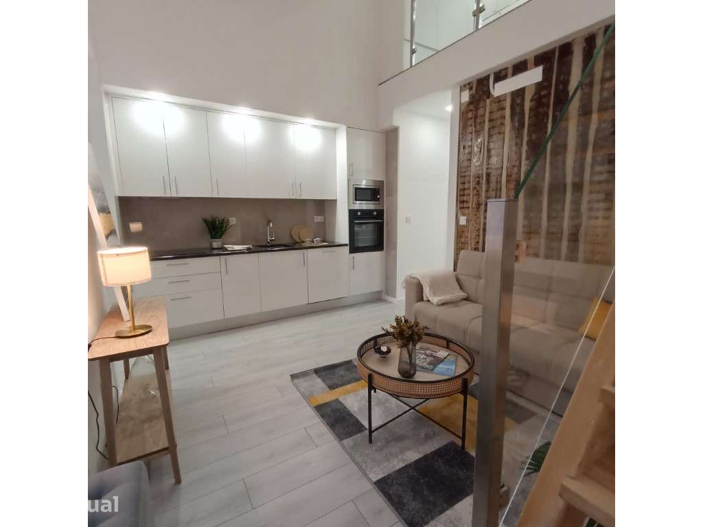 Apartamento T2+Mezzanine RENOVADO em São Domingos de Benfica - Grande imagem: 2/44