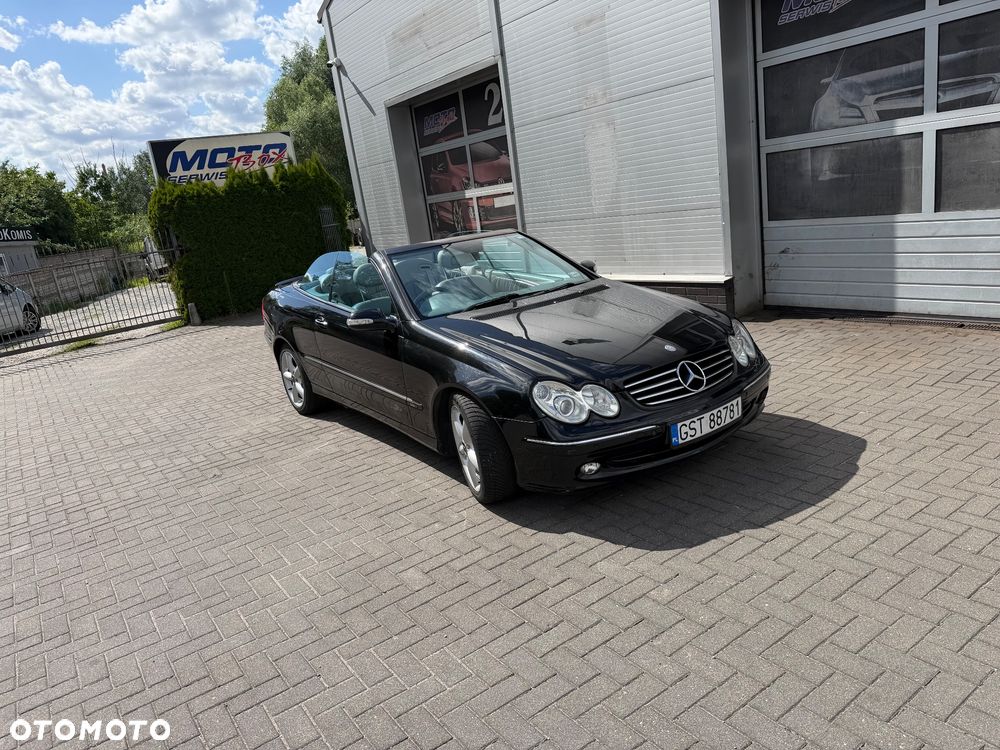 Mercedes-Benz CLK - 13
