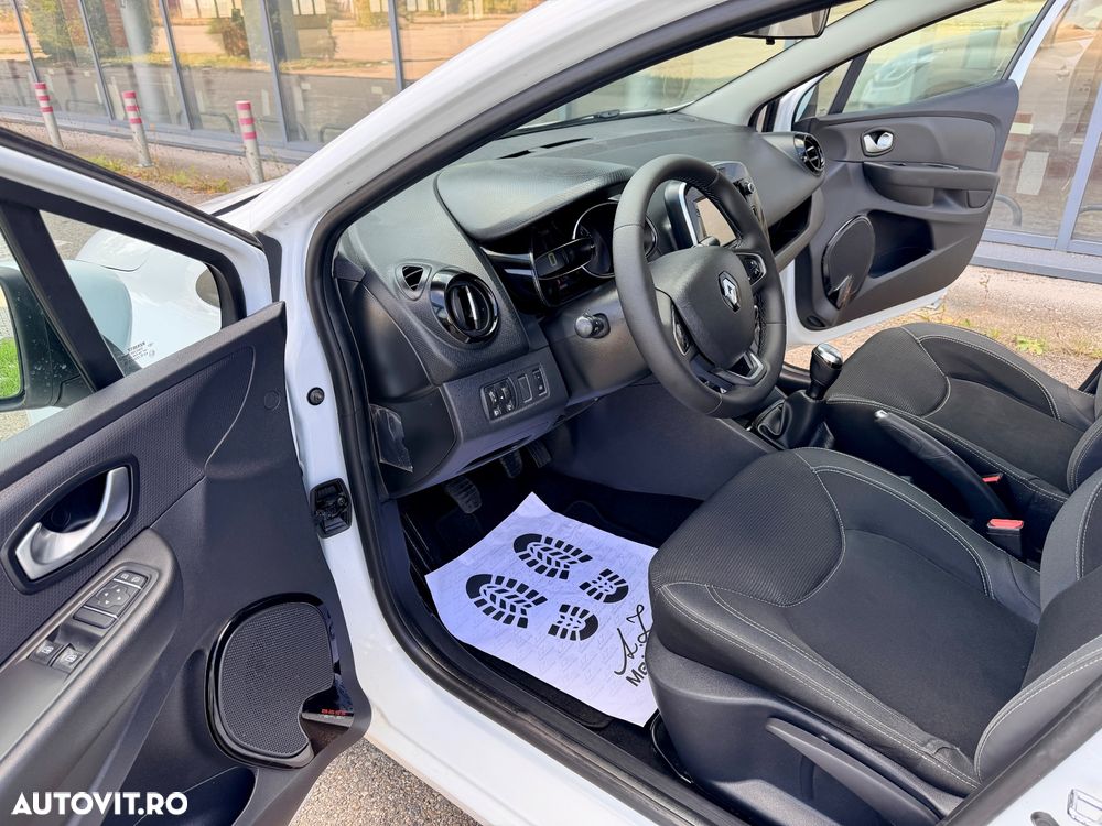 Renault Clio - 16