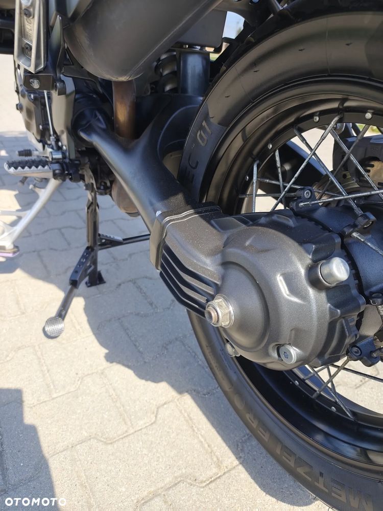 Yamaha Super Tenere - 30