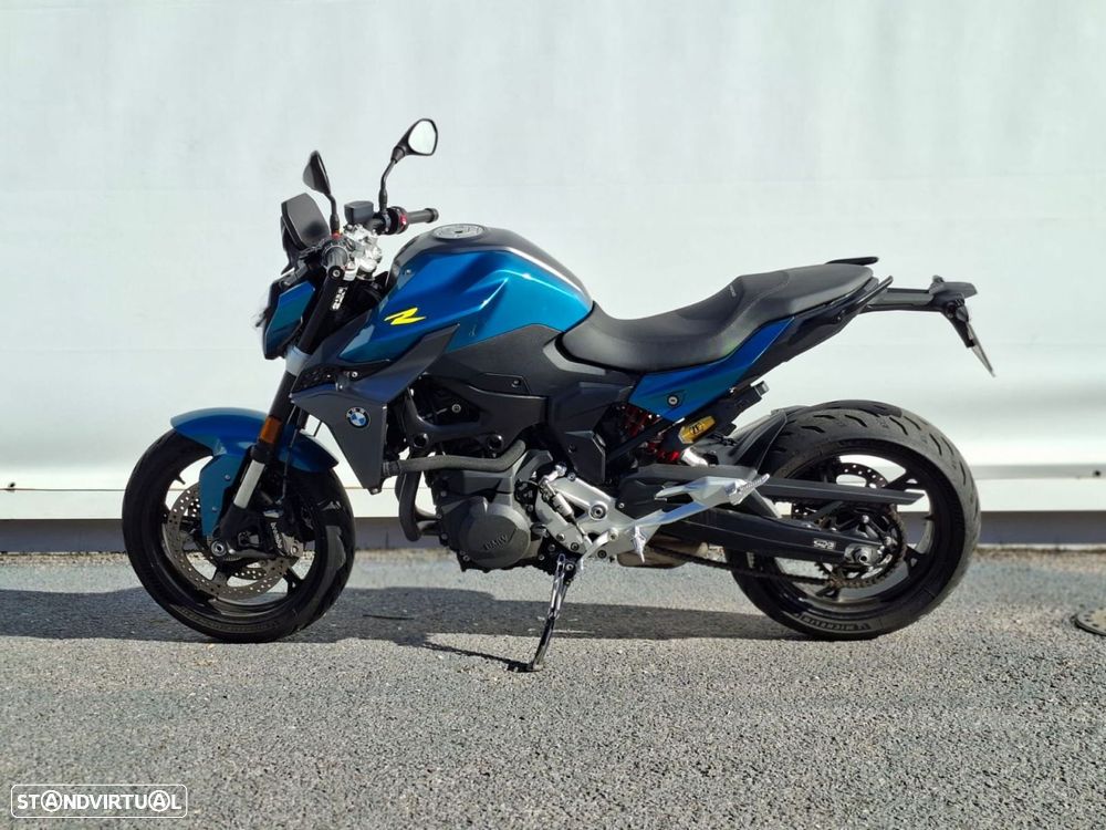 BMW F 900 R Azul Snapper Rocks - 12