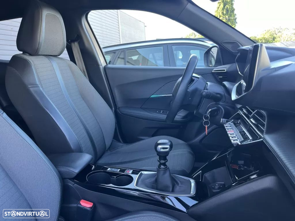 Peugeot 2008 PureTech 100 Stop&Start Allure Pack - 28