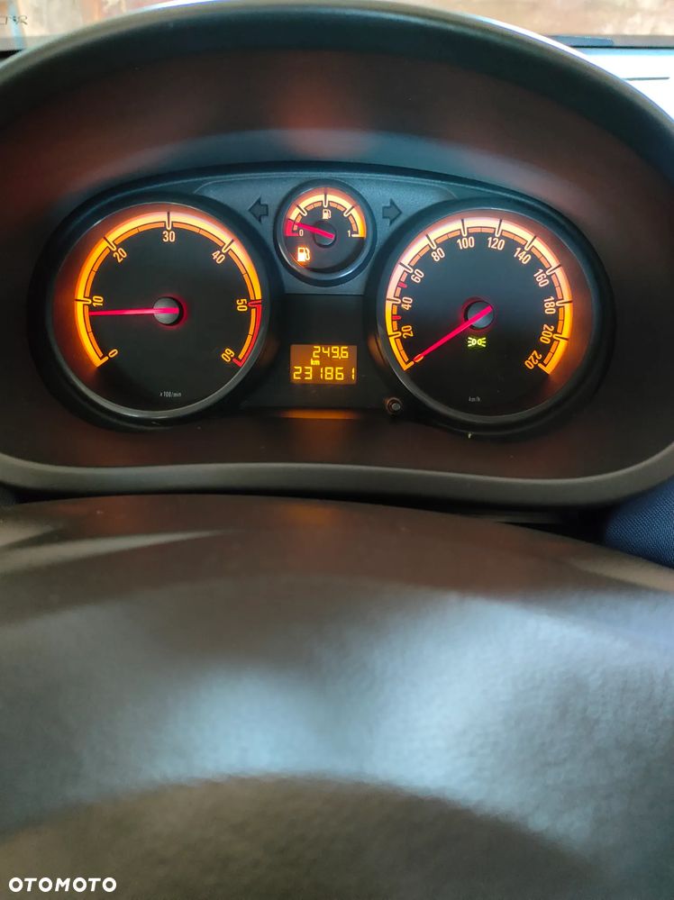Opel Corsa 1.3 CDTI Essentia - 8