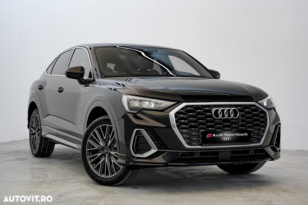 Audi Q3 45 TFSIe S tronic S line - 1