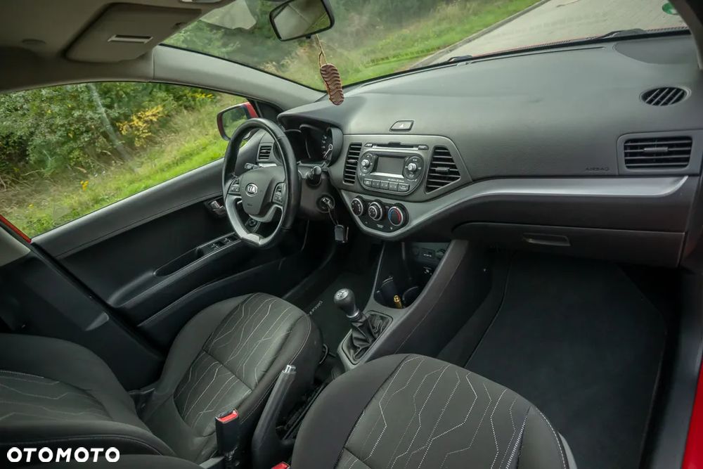 Kia Picanto 1.0 Dream Team Edition - 21