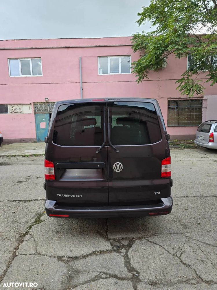 Volkswagen Caravelle - 6