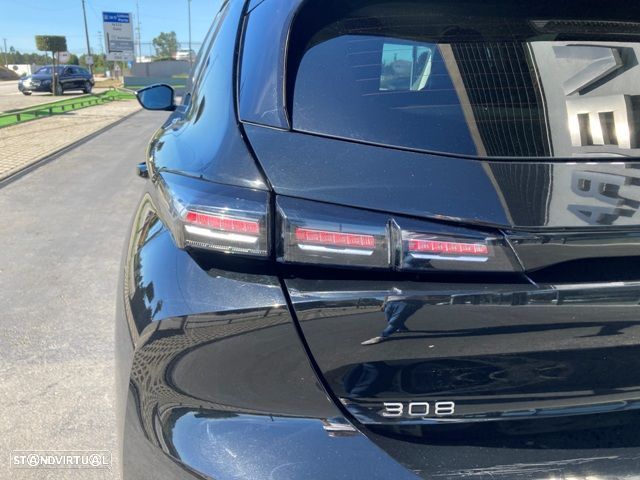 Peugeot 308 1.2 PureTech Allure - 11