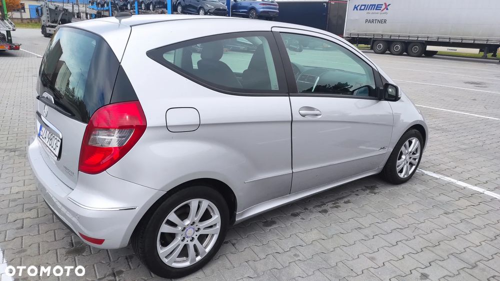 Mercedes-Benz A-Class 2008 photo 4