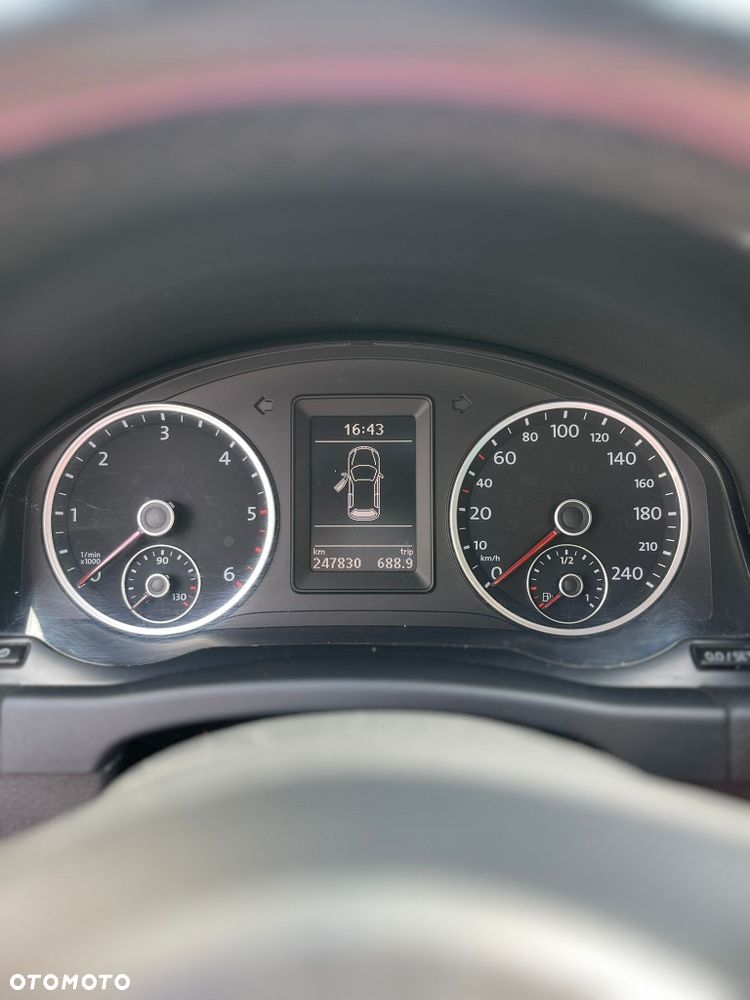 Volkswagen Tiguan - 3