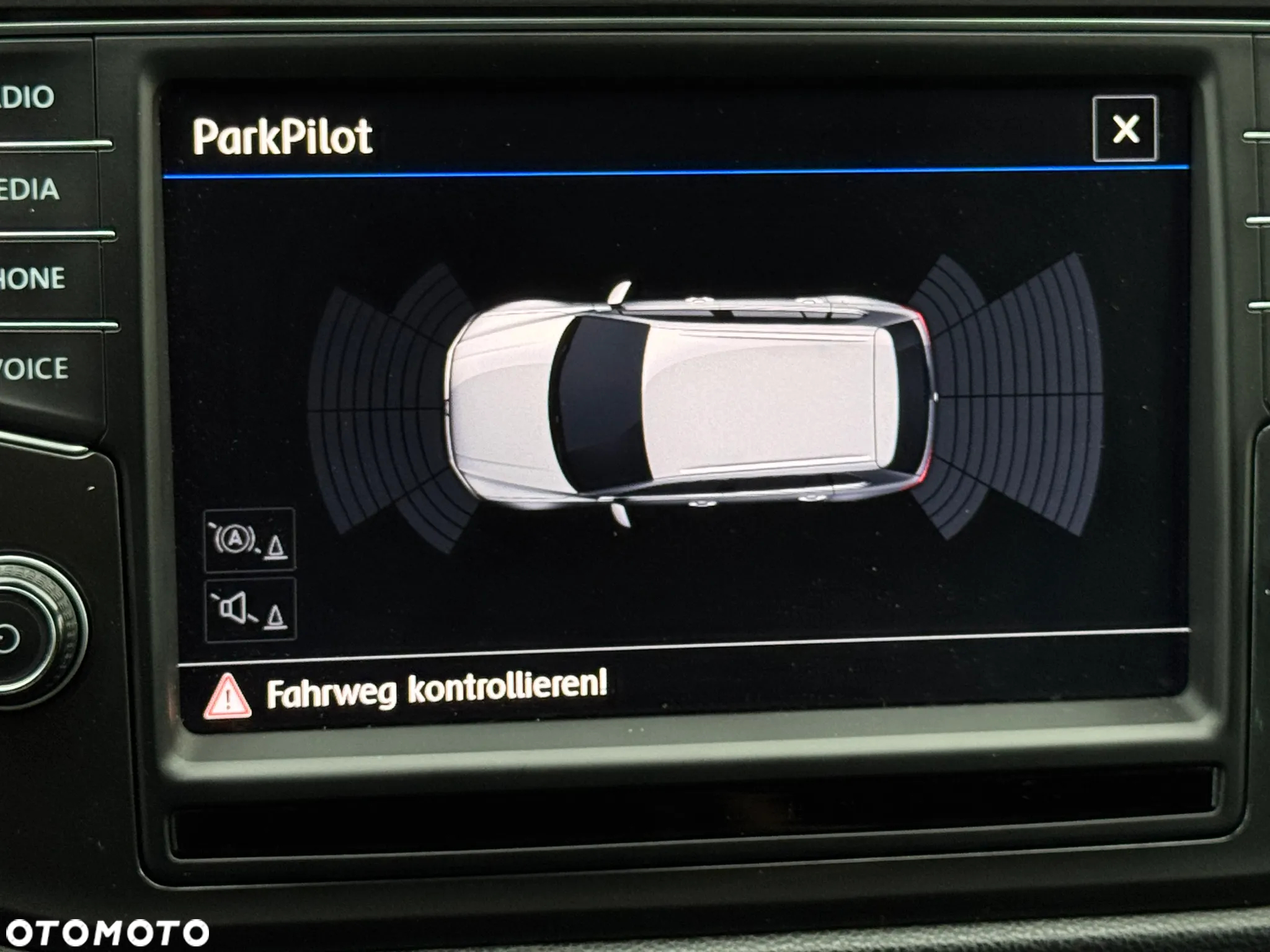 Volkswagen Tiguan 2.0 TDI BMT SCR Comfortline - 29