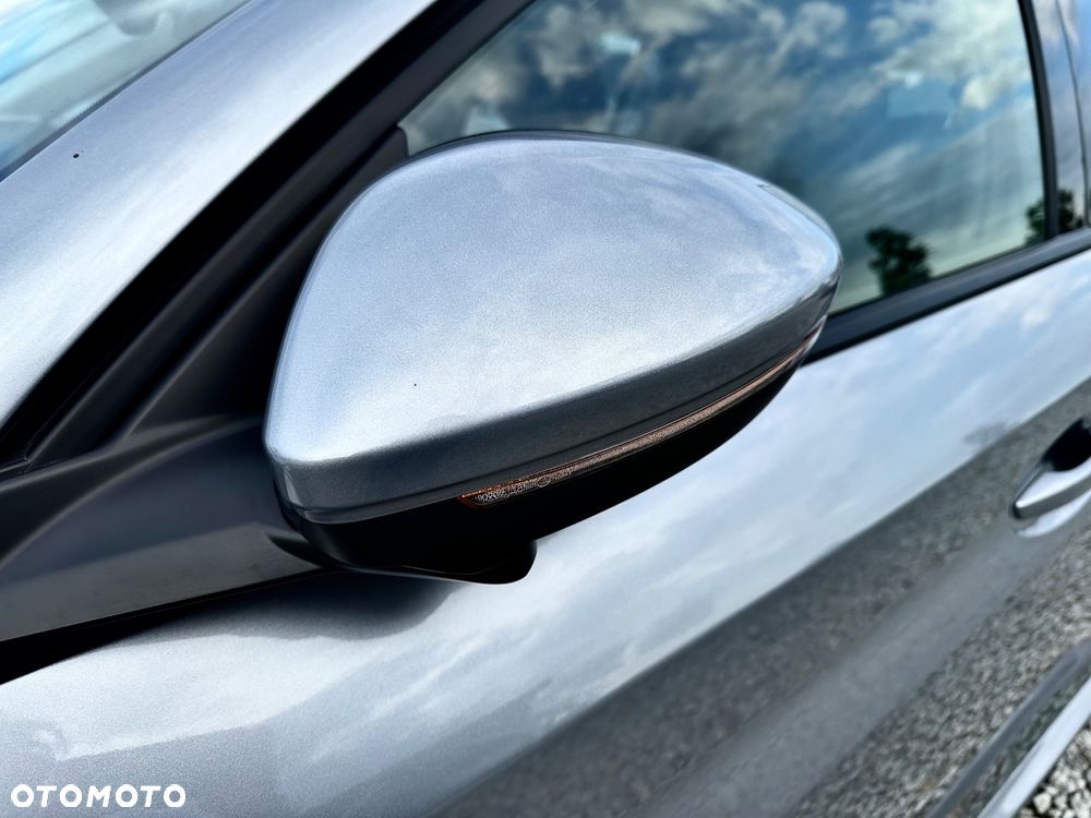 Peugeot 208 e-208 50kWh Business - 32
