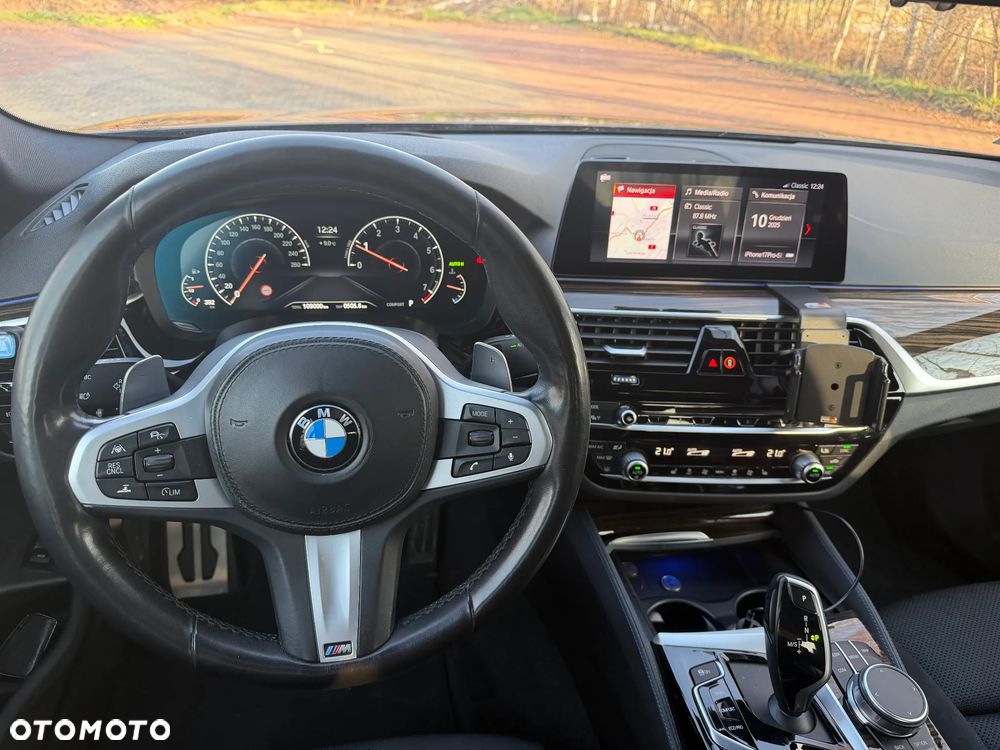 BMW Seria 5 530i xDrive M Sport sport - 7