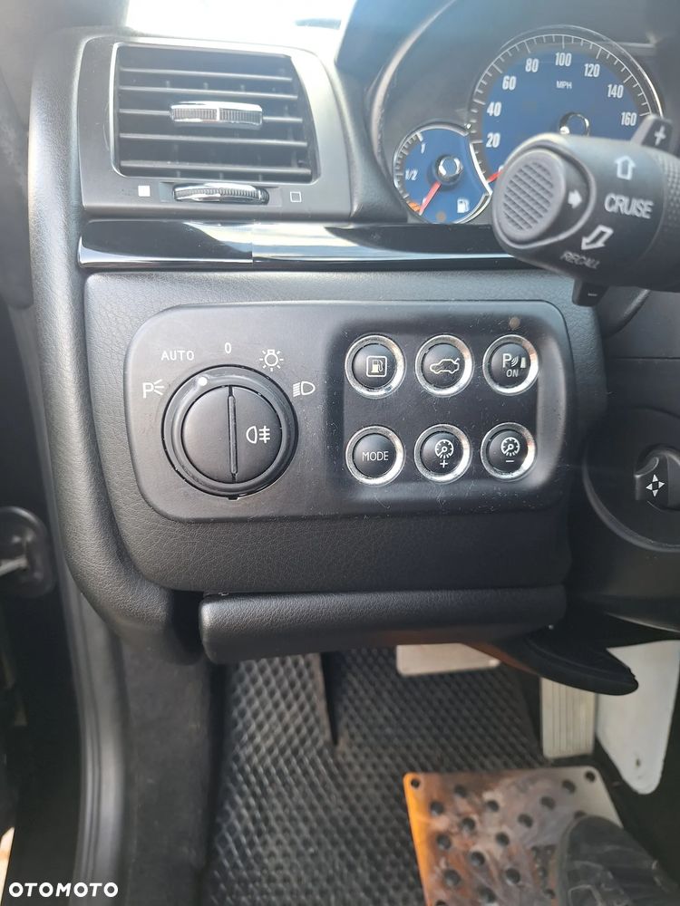 Maserati GranTurismo S Automat - 15