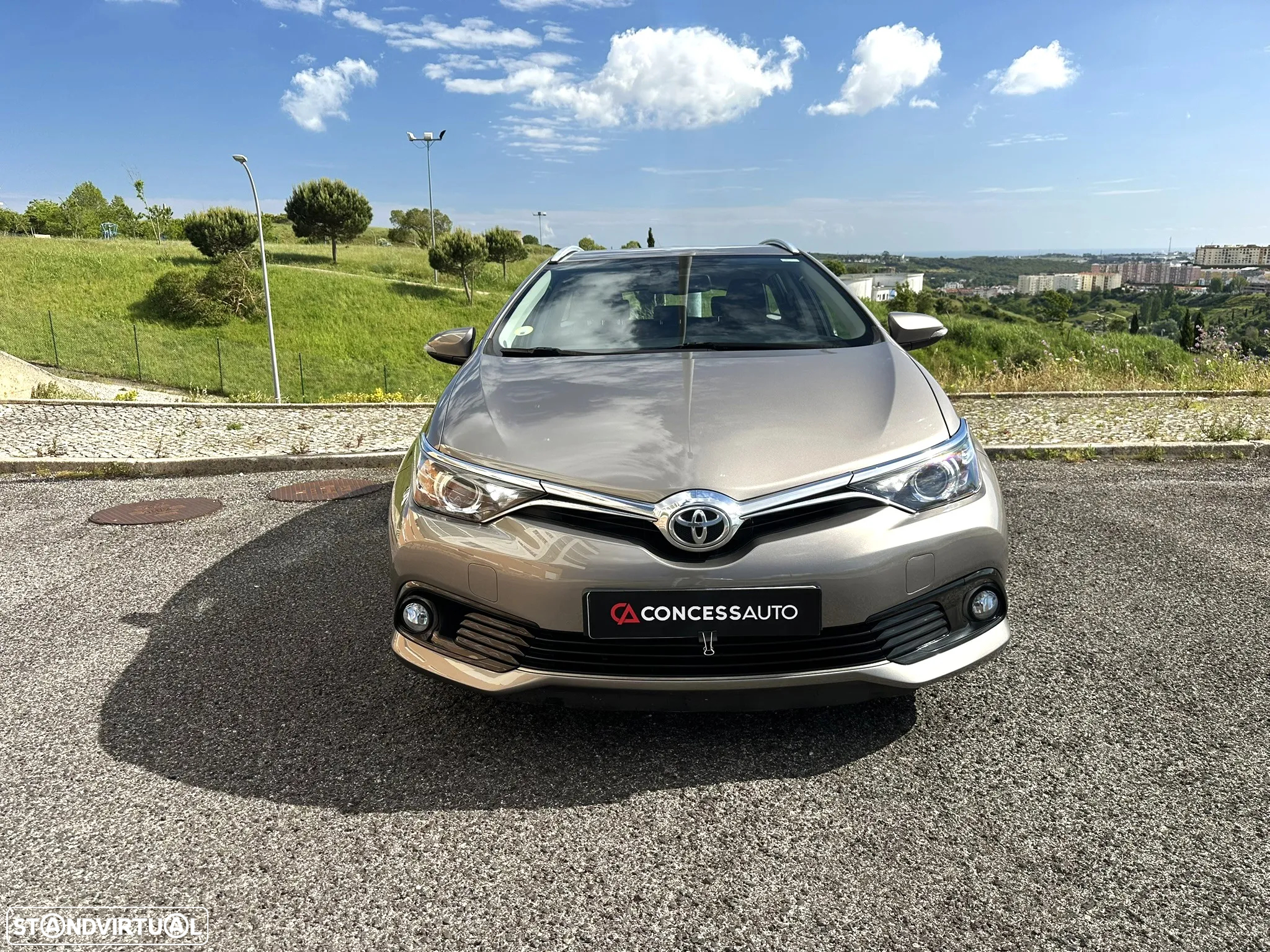 Toyota Auris Touring Sports 1.6 D-4D Comfort +P.Sport+Navi - 3