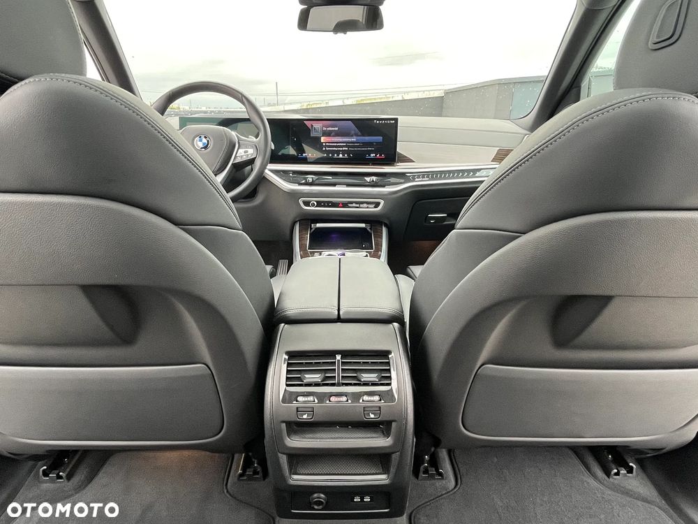 BMW X5 xDrive40i - 18