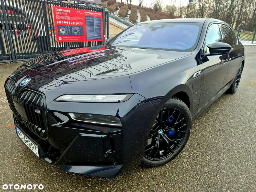 BMW Seria 7 M760e PHEV xDrive sport - 1