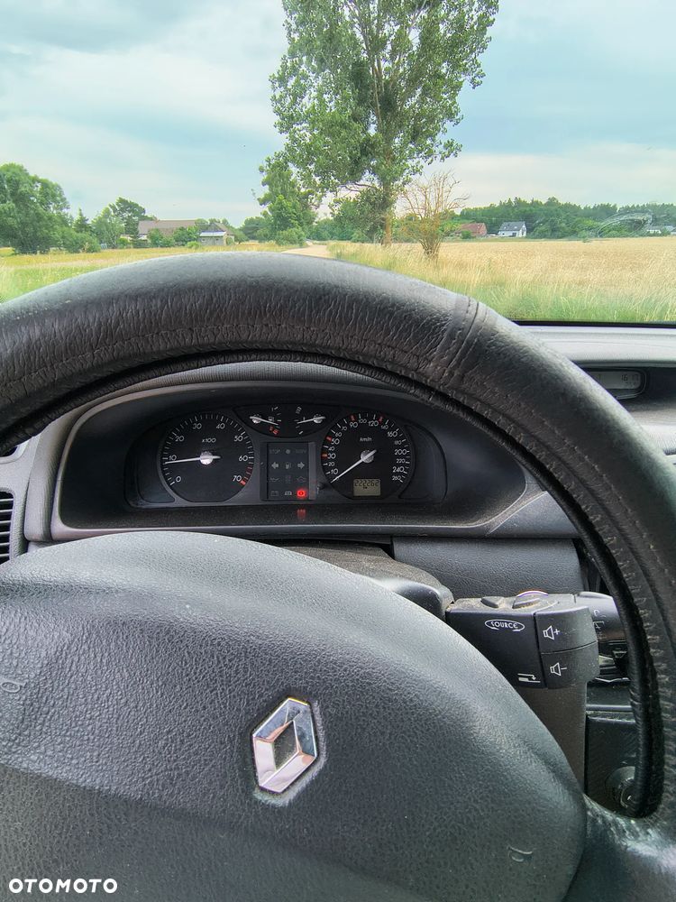 Renault Laguna 1.6 Concorde - 4