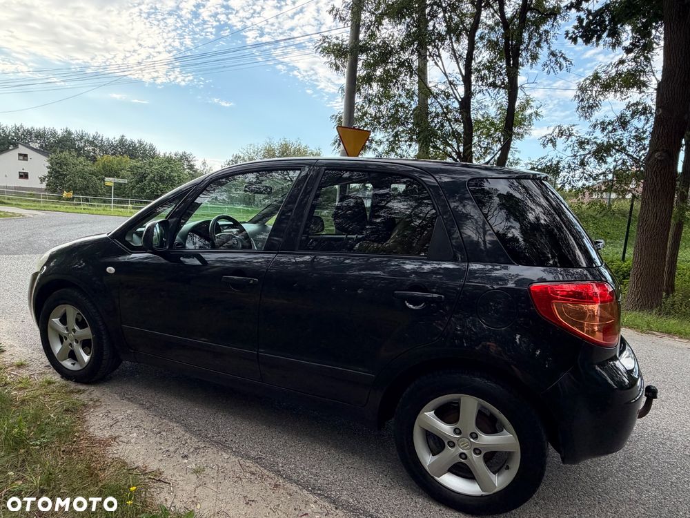 Suzuki SX4 - 5