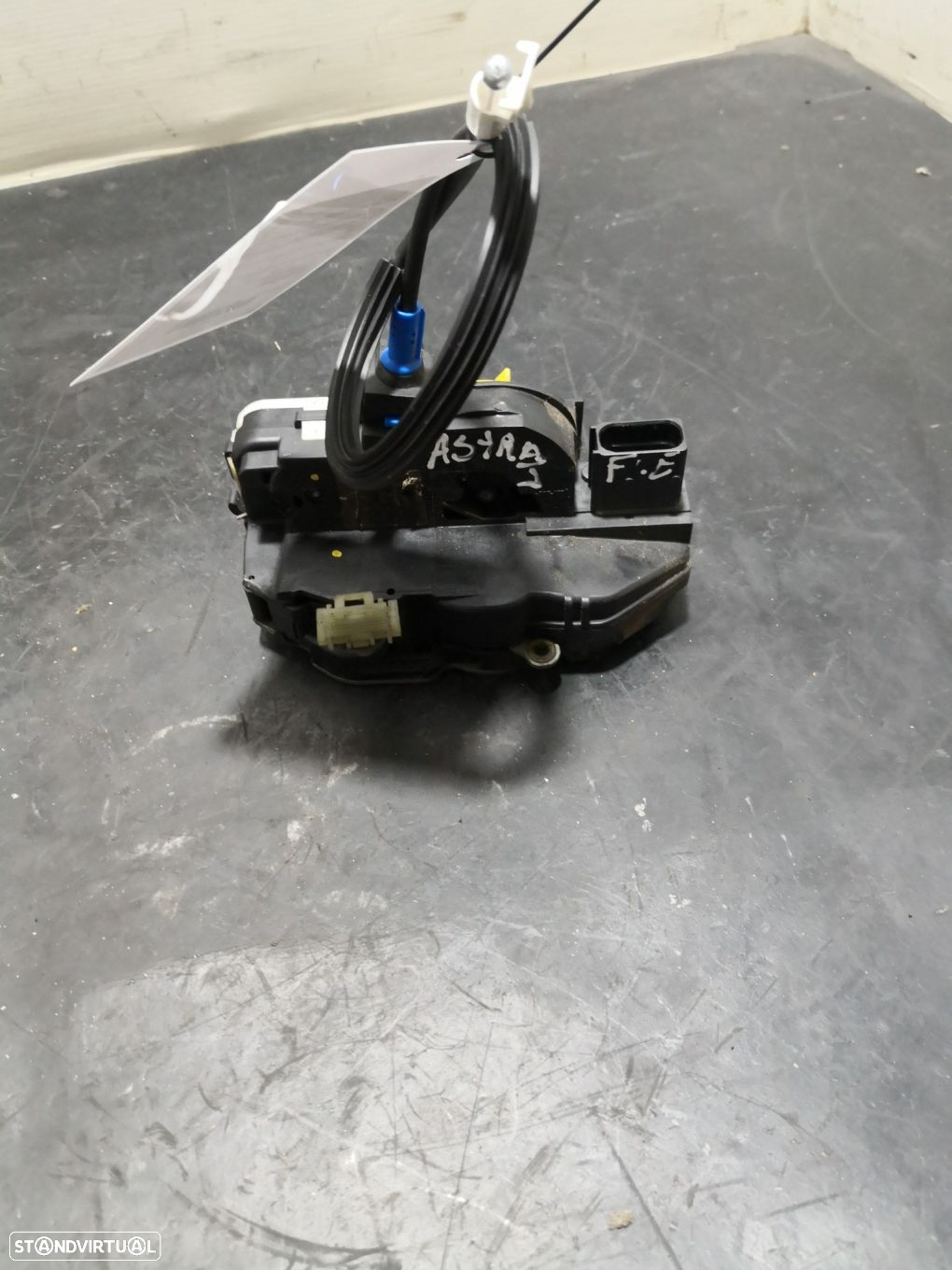 Fecho Da Porta Frente Esq Opel Astra J (P10) - 2