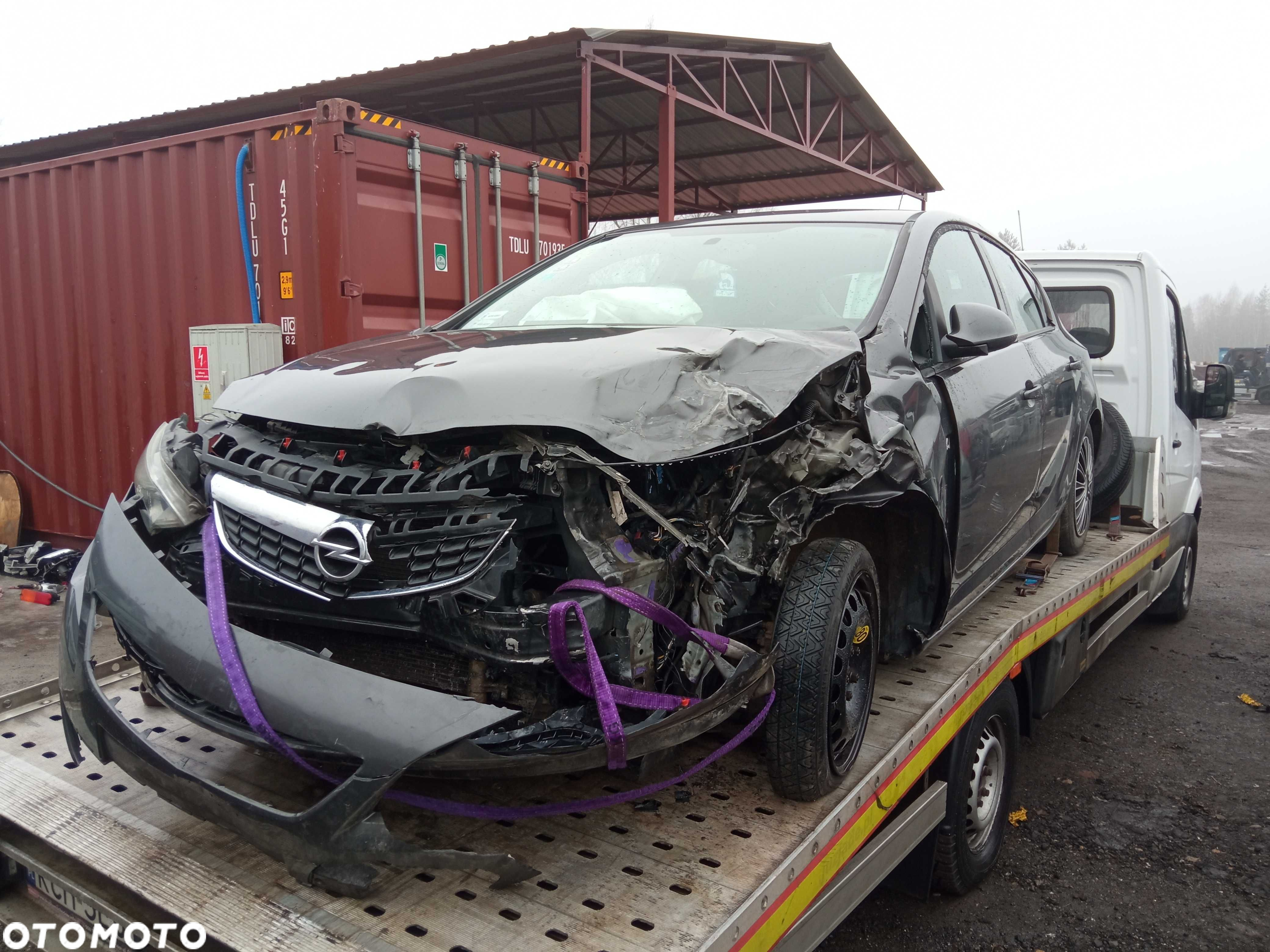 OPEL ASTRA J 1.6 A16XER 115KM *na części* - 3