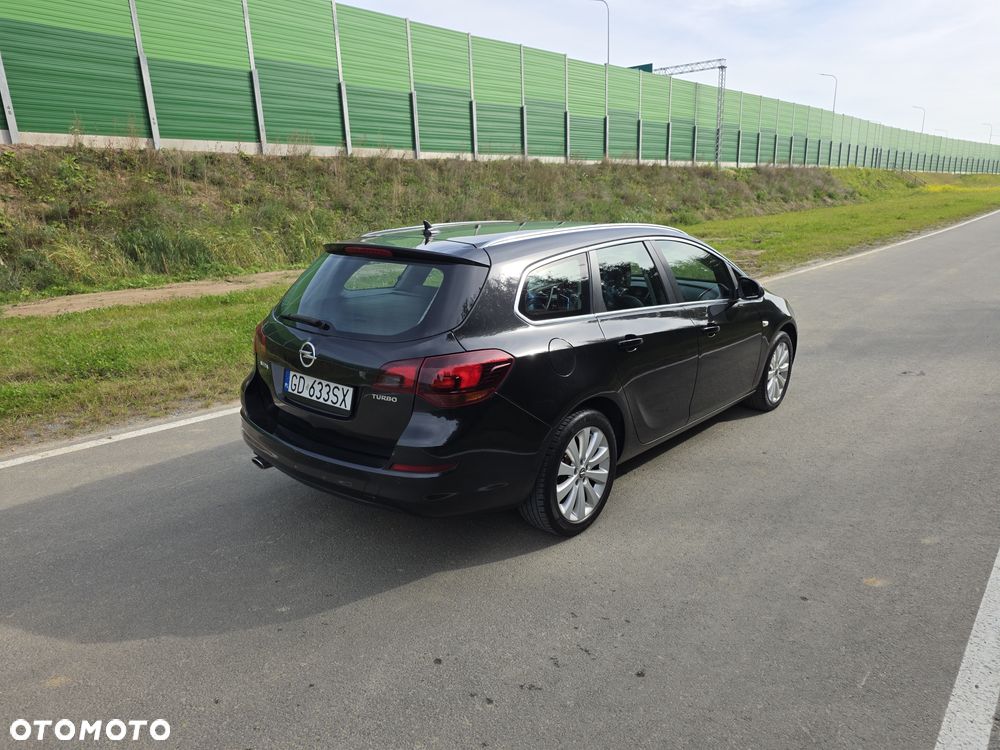 Opel Astra 1.4 Turbo Cosmo - 5