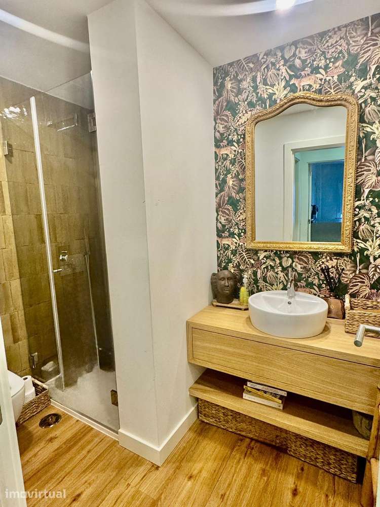 Apartamento T3 com Terraço, Garagem e Excelente Luminosidade - Grande imagem: 4/19